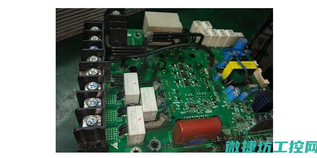 变频器故障显示pbF (变频器故障显示代码Err10)