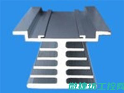 变频器散热风扇故障 (变频器散热风扇是一直转的吗)